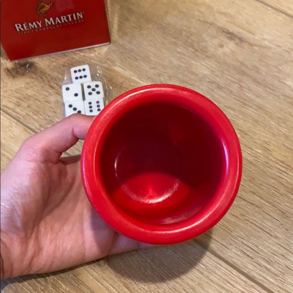 Remy Martin Limited Edition Dice Shaker - Picture 2 of 4